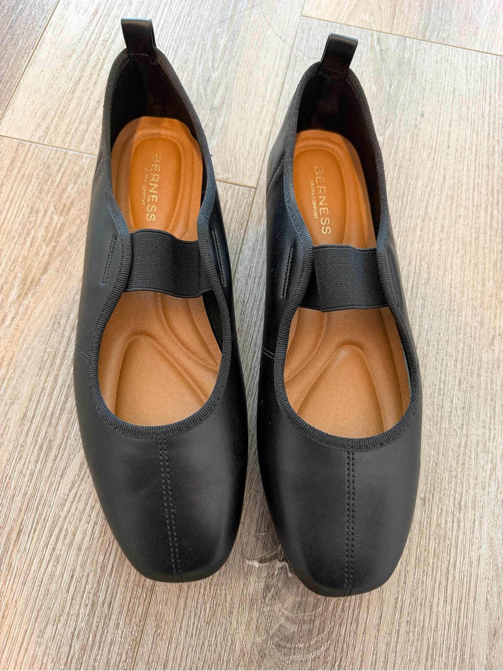 Black Comfort Flats